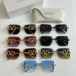Picture of Valentino Sunglasses _SKUfw54044561fw